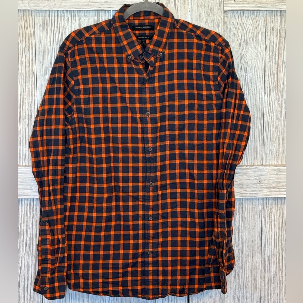 Banana Republic Luxe Flannel Untuck Slimfit Navy Blue and Orange Checkered Shirt